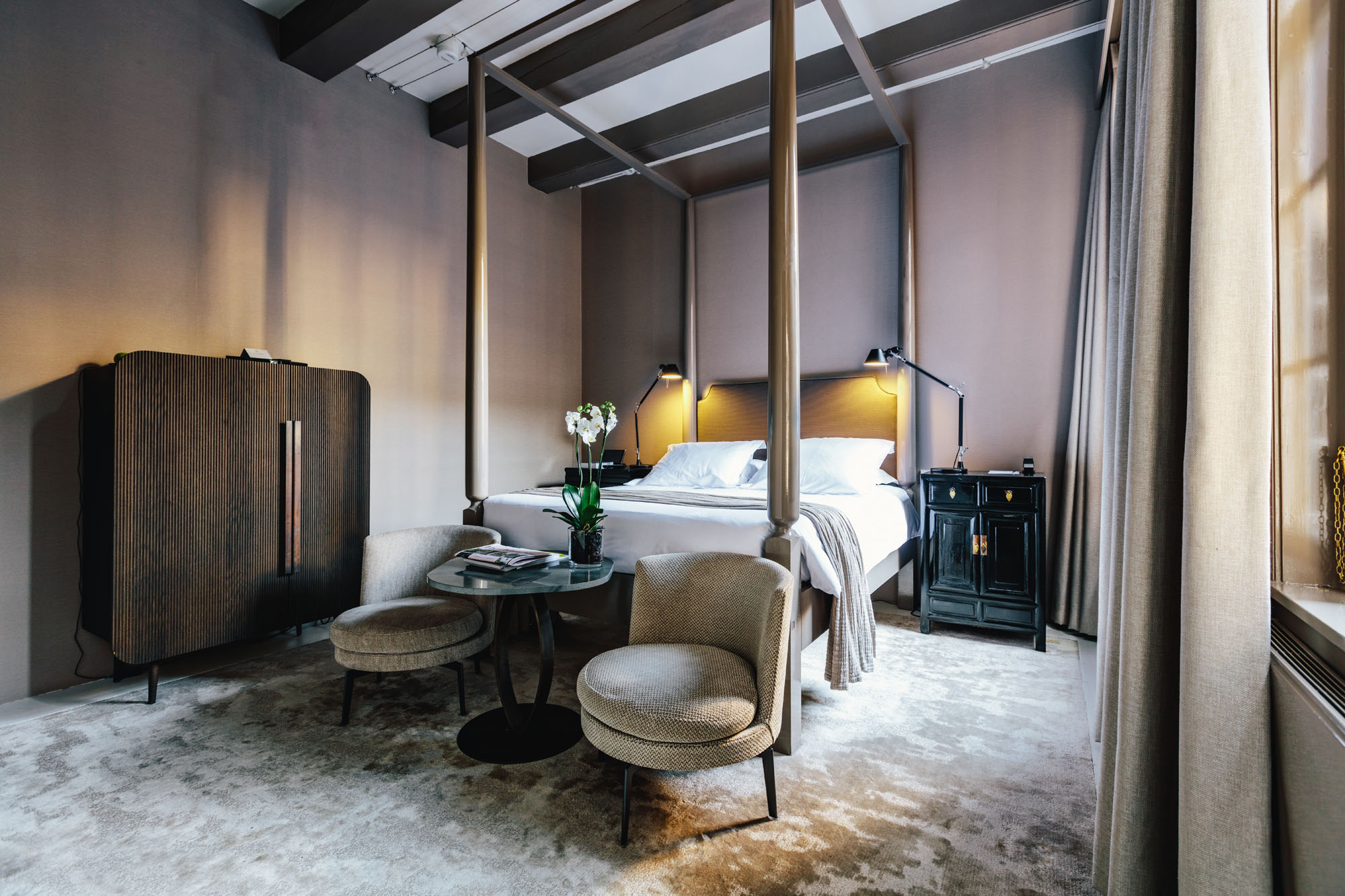 The dylan room